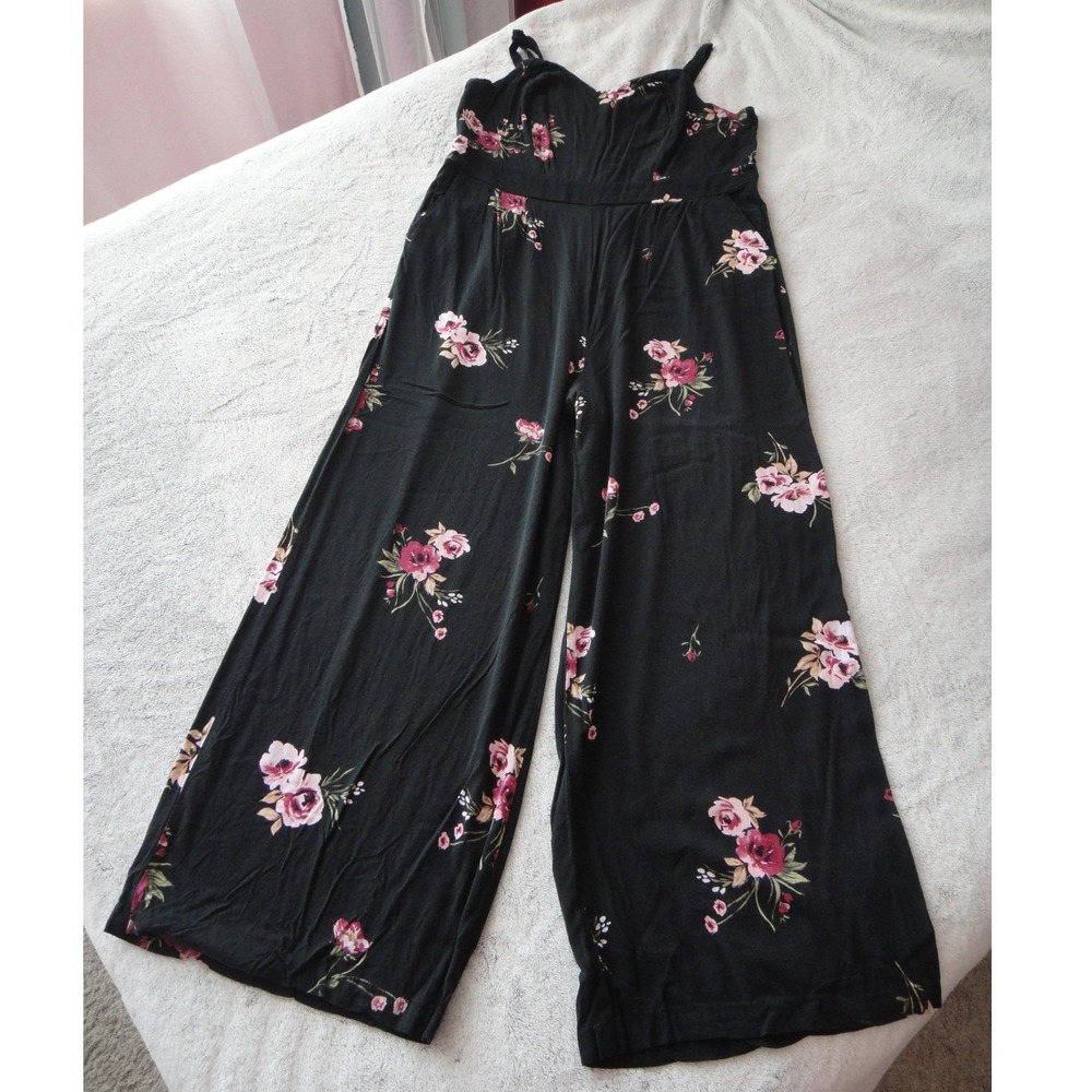 Torrid Black Pink Floral Wide Leg Jumpsuit Smocked Back Plus Size 1 with Pockets